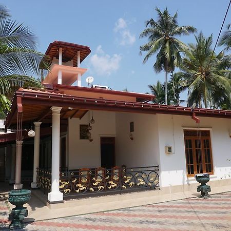 Sampath Villa Алутґама Екстер'єр фото