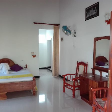 Sampath Villa Алутґама Екстер'єр фото