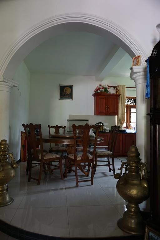 Sampath Villa Алутґама Екстер'єр фото