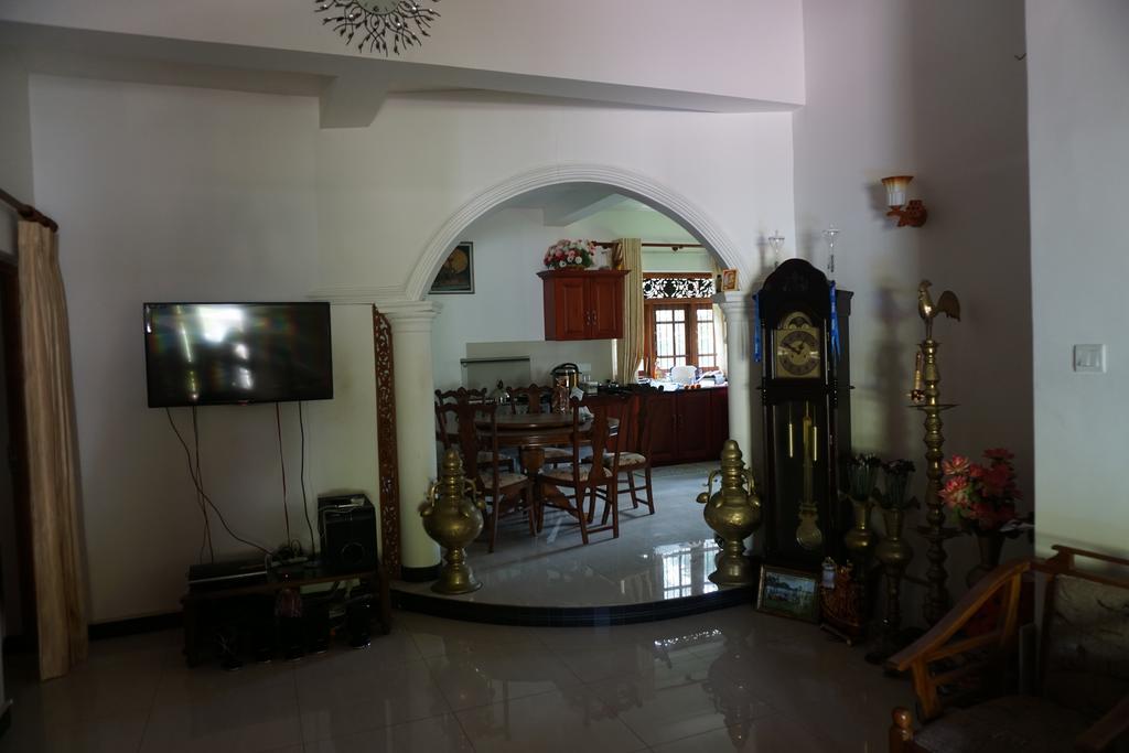Sampath Villa Алутґама Екстер'єр фото