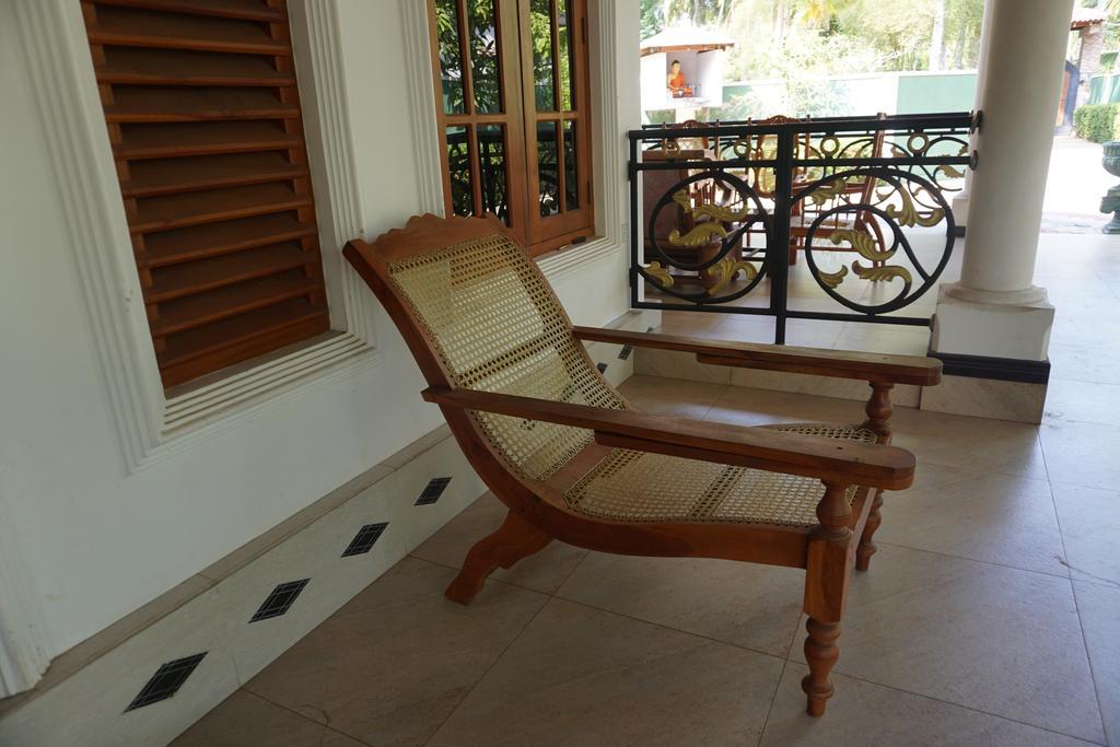 Sampath Villa Алутґама Екстер'єр фото