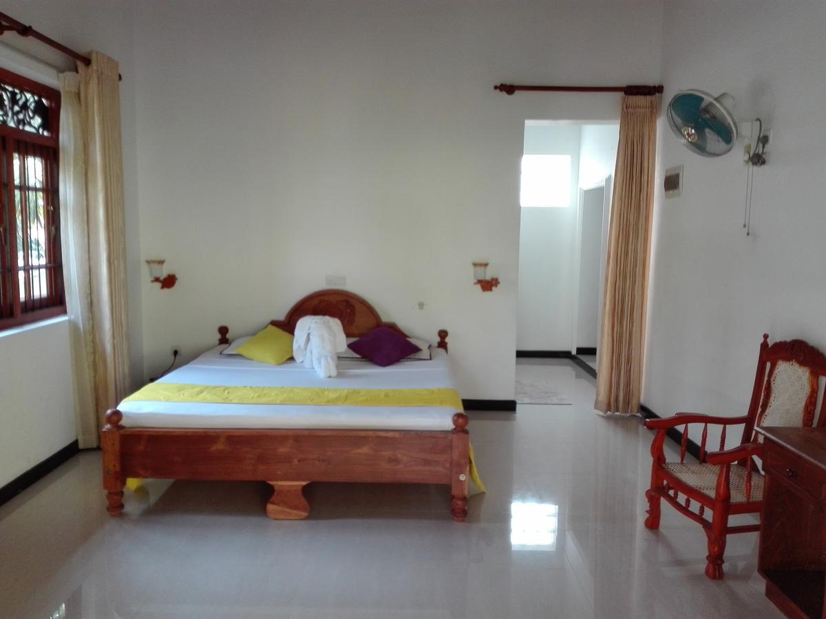 Sampath Villa Алутґама Екстер'єр фото